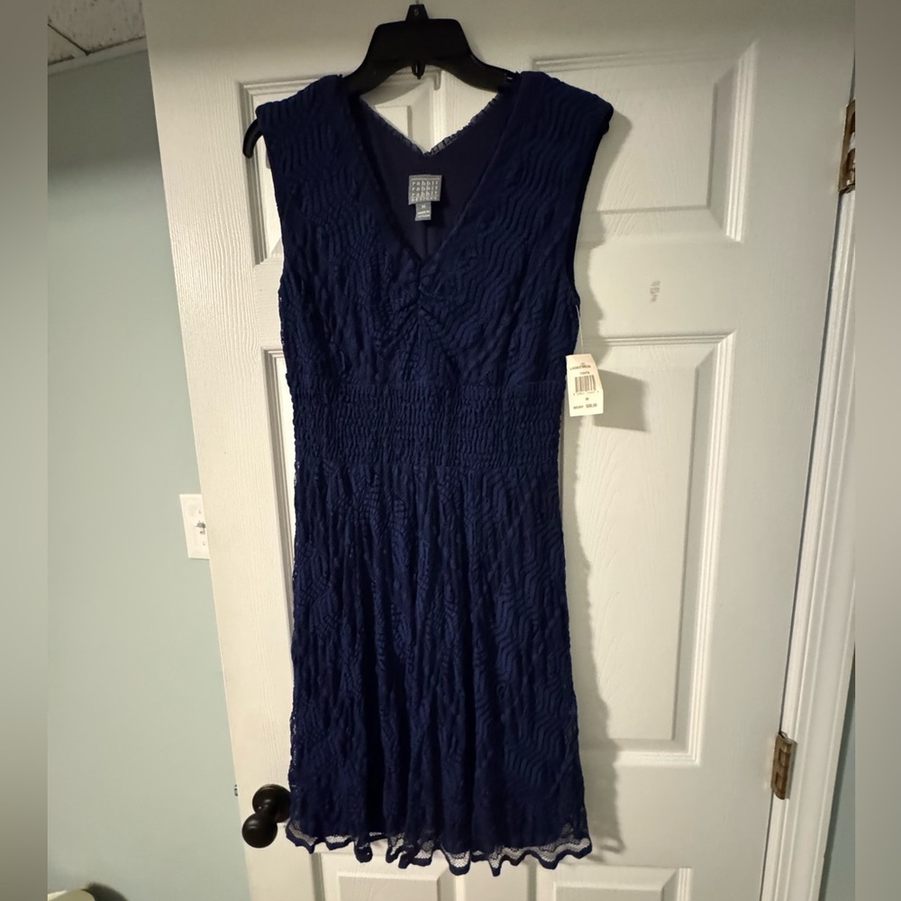 Elegant Navy Sleeveless Dress